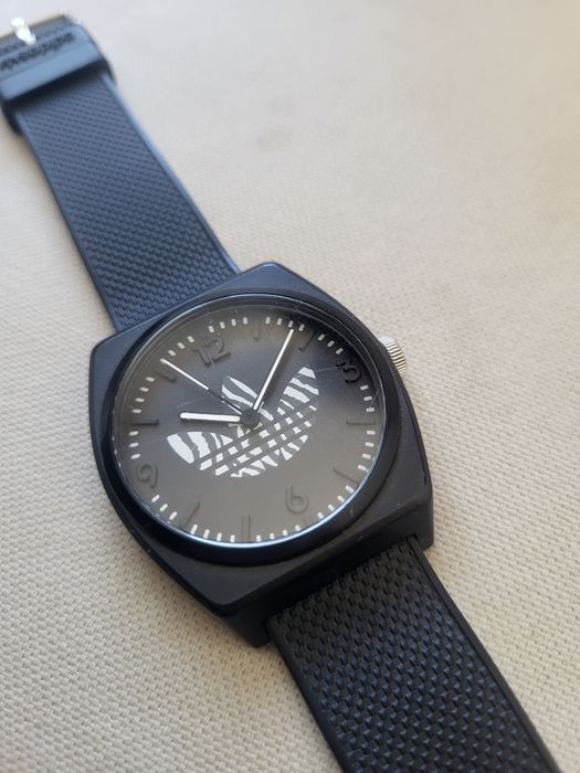 Relógio Adidas preto