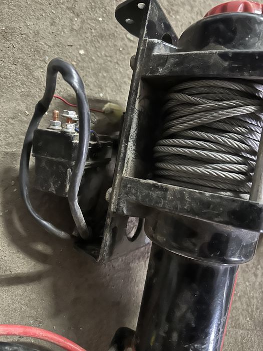 Лебідка для багі та квадроцикла