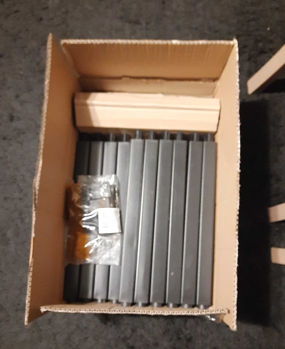 Furinno Turn-S-Tube 5-poziomowa narożna kwadratowa półka ekspozycyjna