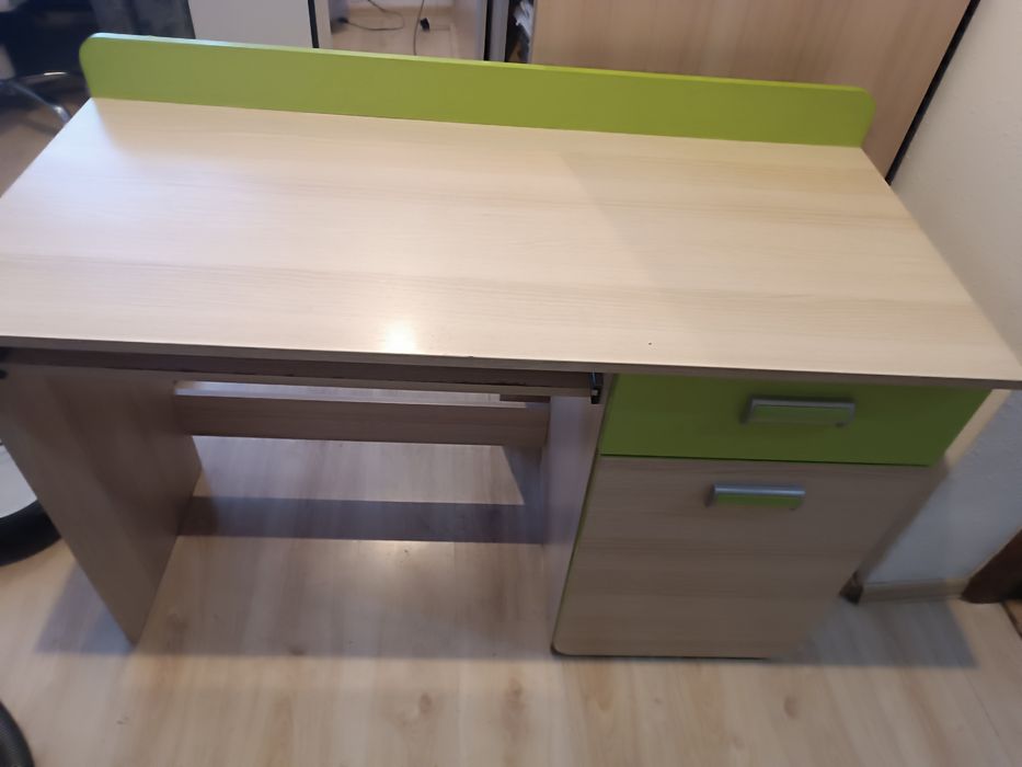 Oddam biurko 121x56 cm