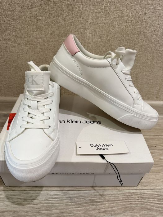 Кеды женсеие calvin klein