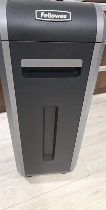 Niszczarka Fellowes 700 zł taniej