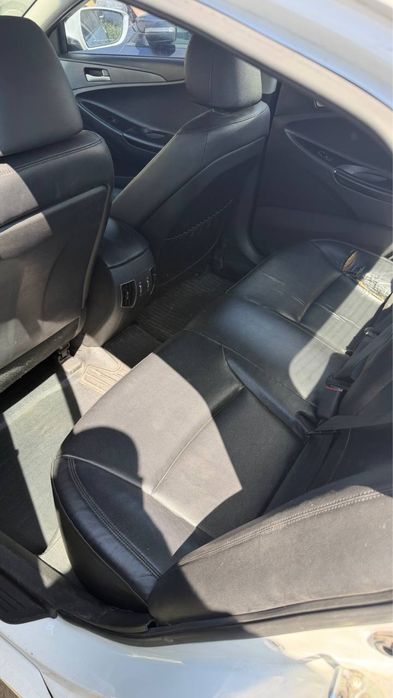 HYUNDAI SONATA 2015 VIN KMHEC41LBGA683250 фото оголошення 5 з 5