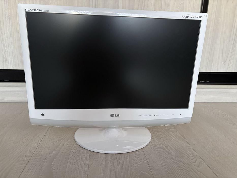 Монітор- телевізор LG