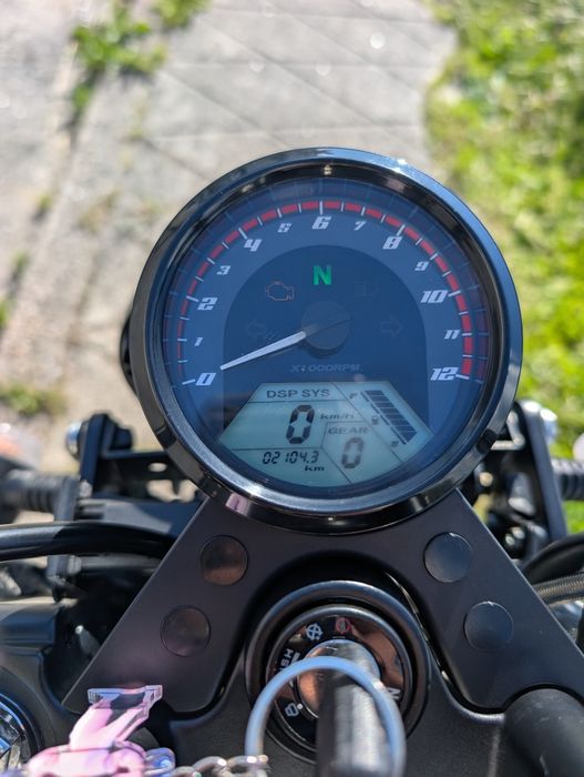 Um renegade scrambler 125