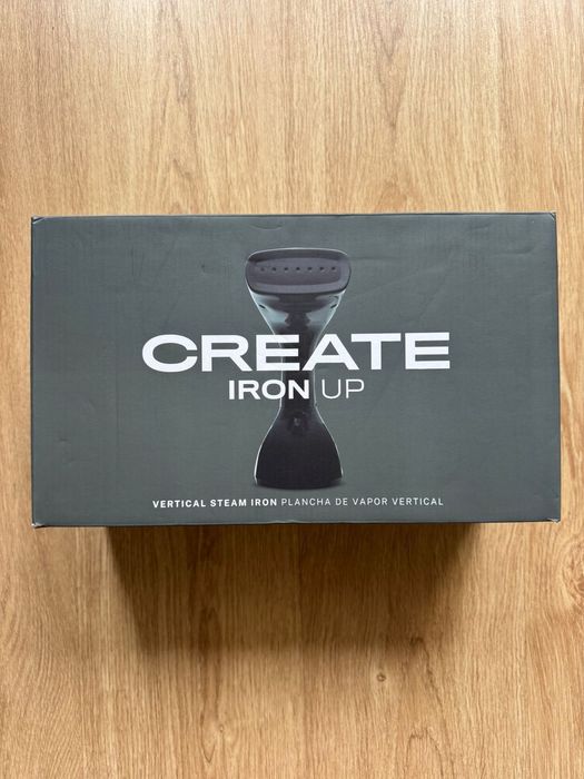 Ferro a vapor vertical. Iron Up. Create