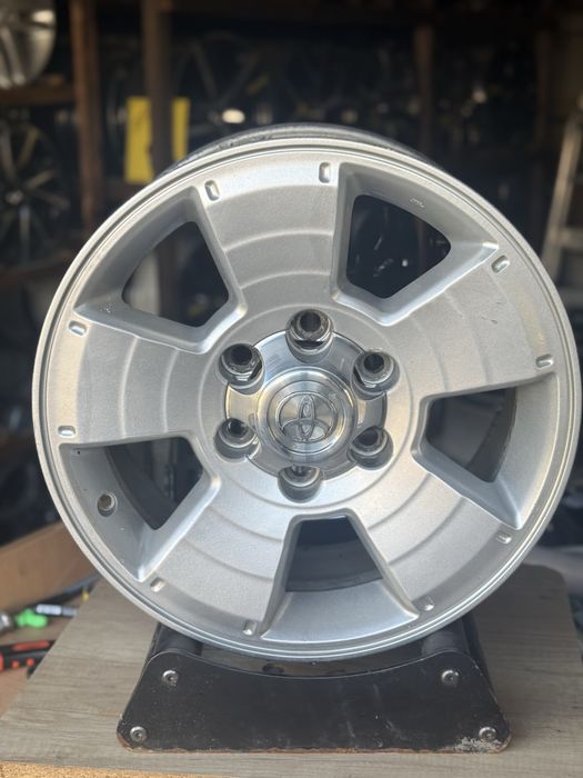 Ном 170 090 Диски оригінал Toyota prado 150 120 hilux lexus gx 6 139,7 r17