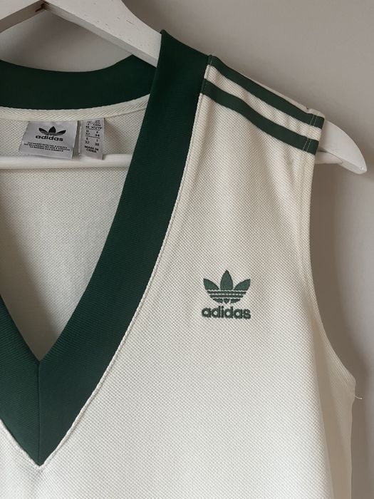 Sukienka adidas biala nie uzywana