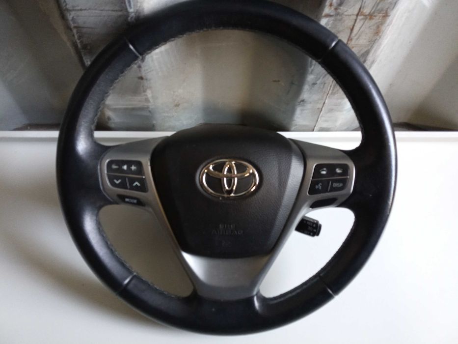 Toyota avensis t27 09-15 kierownica tempomat skórzana PODUSZKA