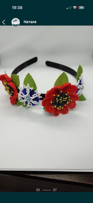 Брошки, заколки, обручі із бісеру