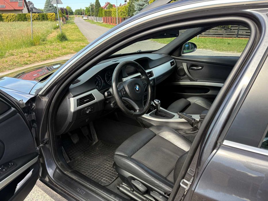 Sprzedam BMW E91 2007 M-pakiet 3.0d 260km