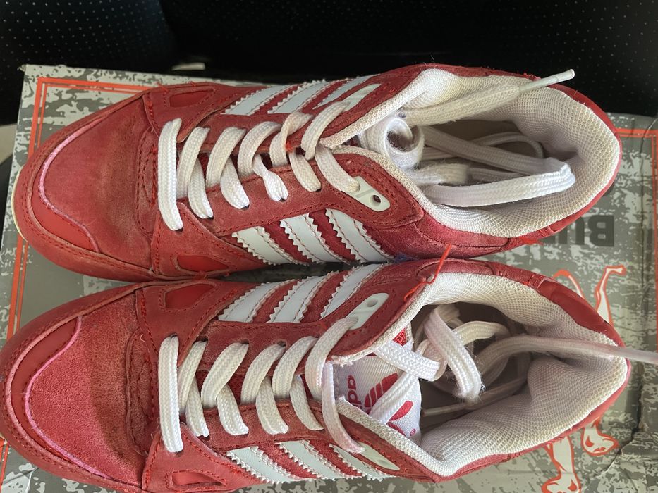 サトコー Buty damskie Adidas ZX 750 czerwone Rozmiar 36 Tomaszów