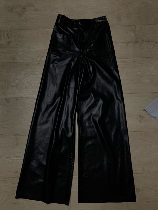 Шкіряні штани zara.