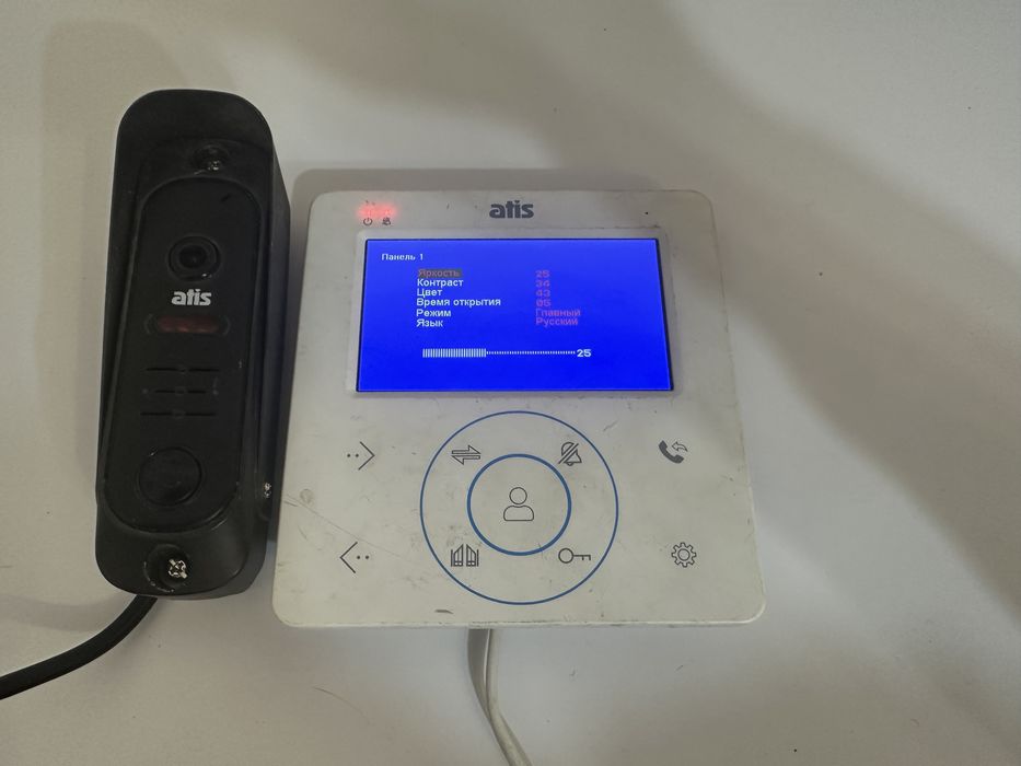 Домофон с камерой 1000 ТВЛ. ATIS AD-480 B/W Kit box