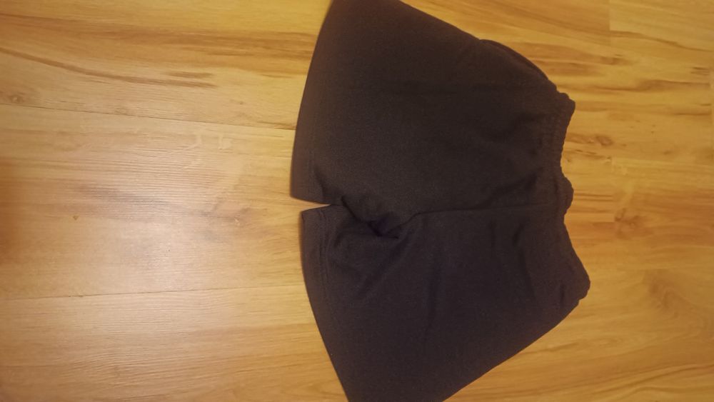Spodenki  Cropp r XS