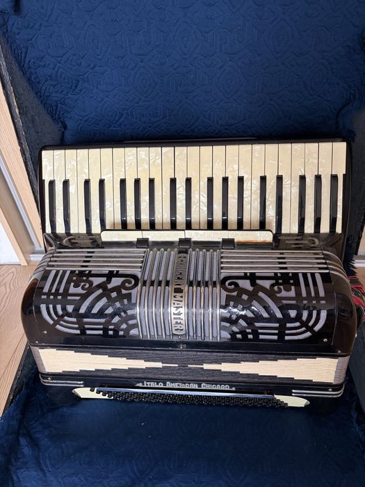 Italo American Concert Master 120