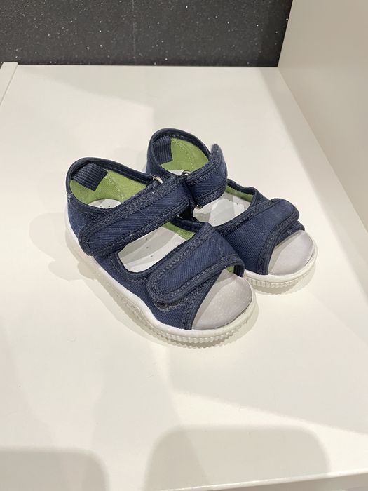 Sandały na rzepy 21