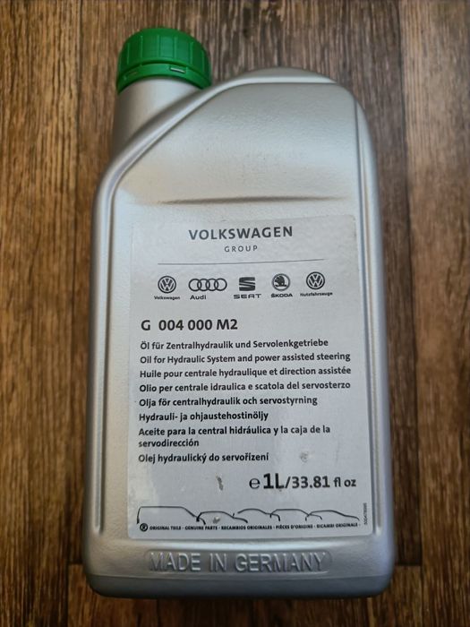 Рідина гідравлічна VW AUDI Power Steering Fluid (G004000M2) 1л