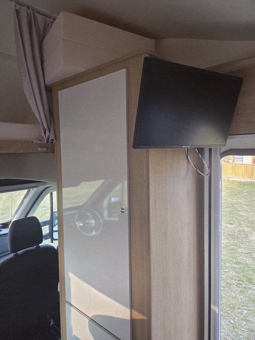 Kamper ford HORON 6 osobowy jak nowy