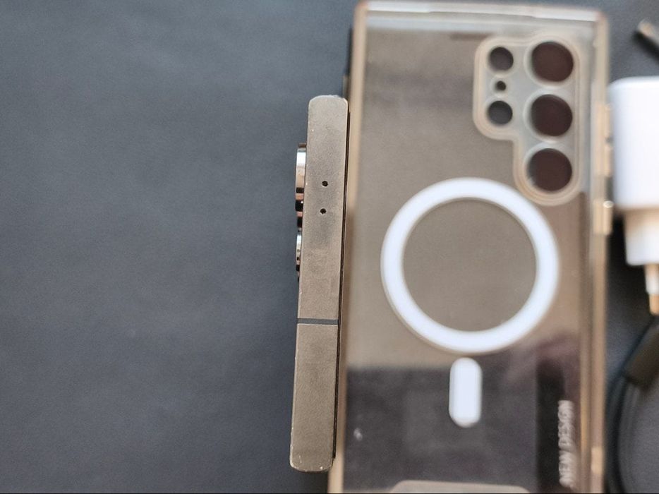 Samsung Galaxy S24 Ultra 12+8Gb/512Gb