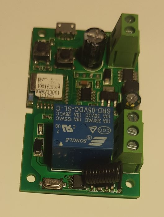 Sonoff moduł włącznika Wi-Fi + sterowanie z pilotów 433 MHz