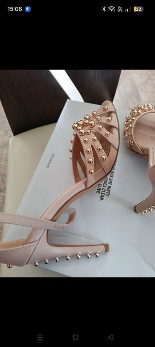 buty Kazar z ozdoba