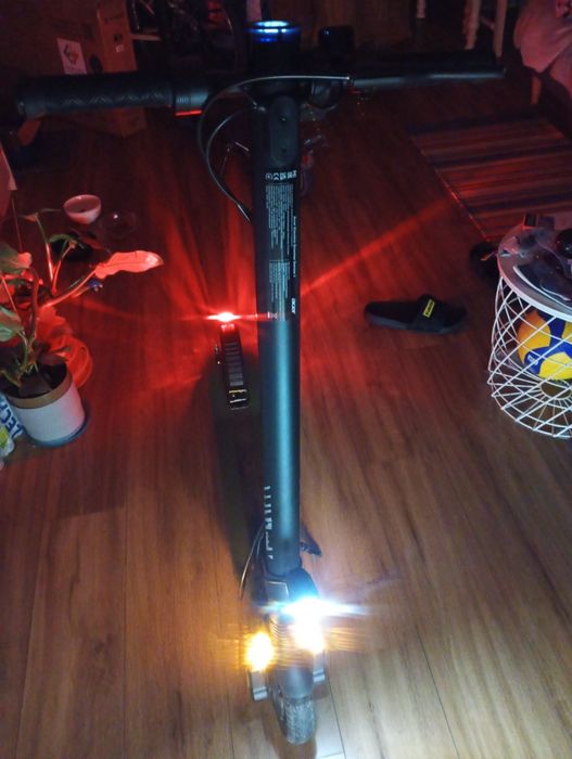 Hulajnoga elektryczna Acer ES Series  1 stan bardzo dobry