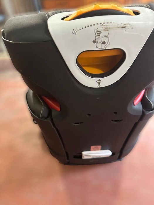 Автокрісло Chicco Oasys