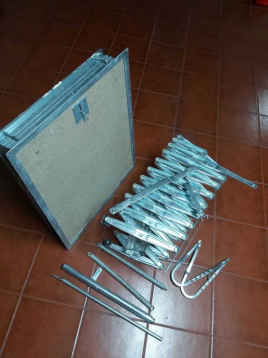 Escadas de Sótão