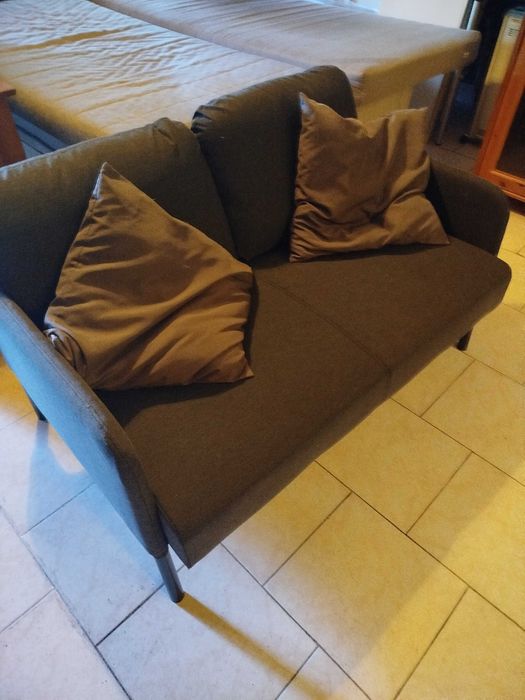 Sofá IKEA 2 lugares, modelo Glostad como novo