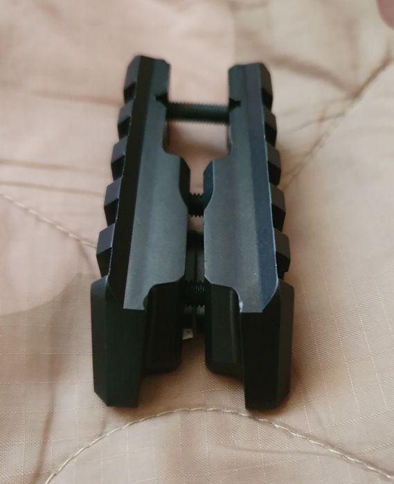 Calha Picatinny preta