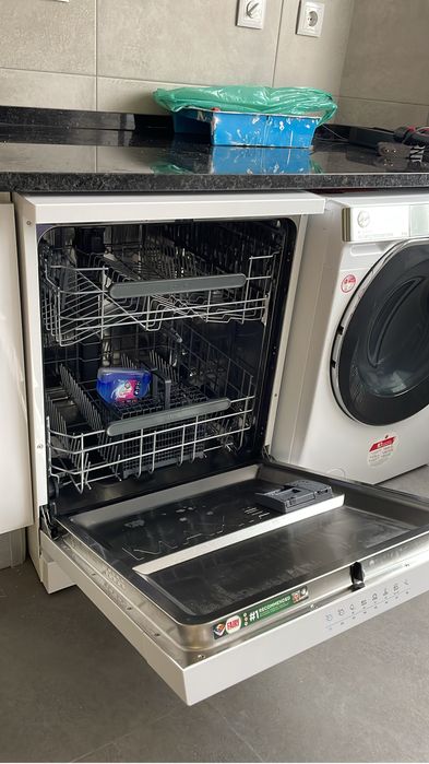 Máquina de lavar louça CANDY NOVA