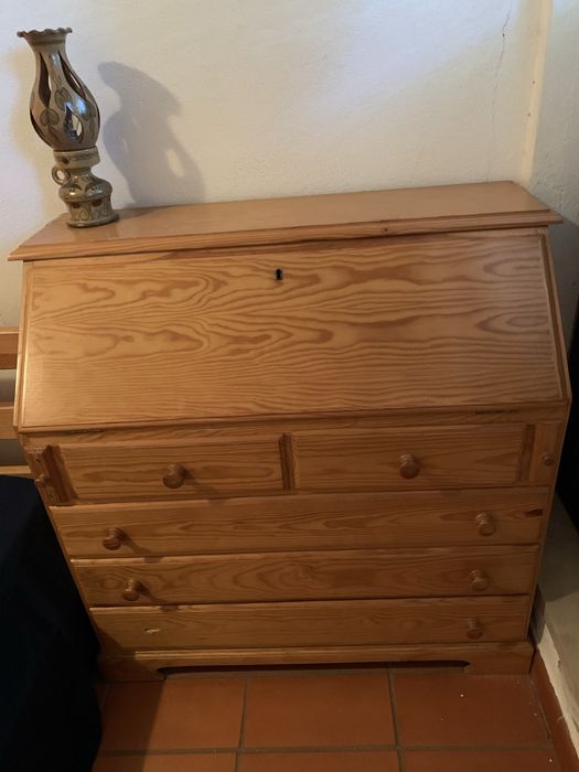 Escrivanilha  de madeira