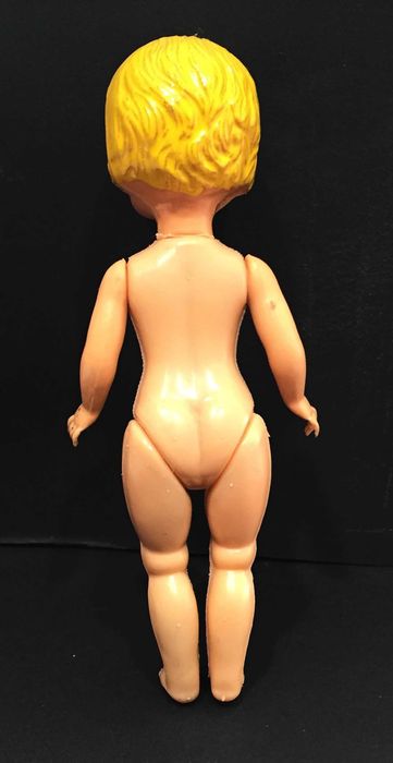 Boneca antiga de plástico - 1446853057086771205