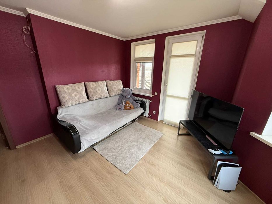 Продаж цегляного двоповерхового будинку 128 м2 з банею.