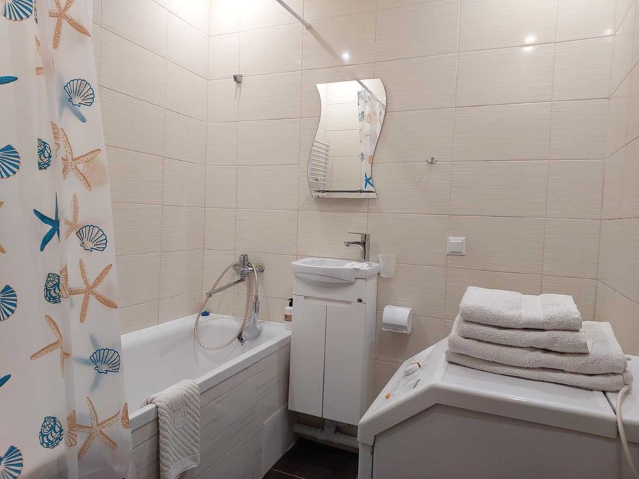 Великогабаритна квартира біля автостанції на 5 чол