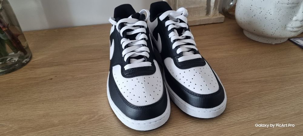Buty męskie r. 42 Nike Court Vision Low HM9862