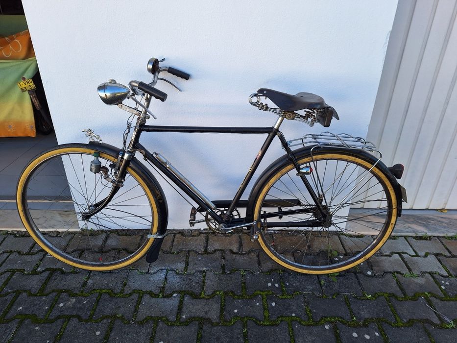 Bicicleta Pasteleira marca PHILIPS, roda 28