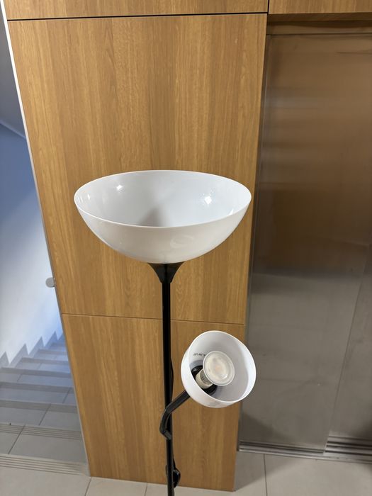 Lampa podłogowa/do czytania