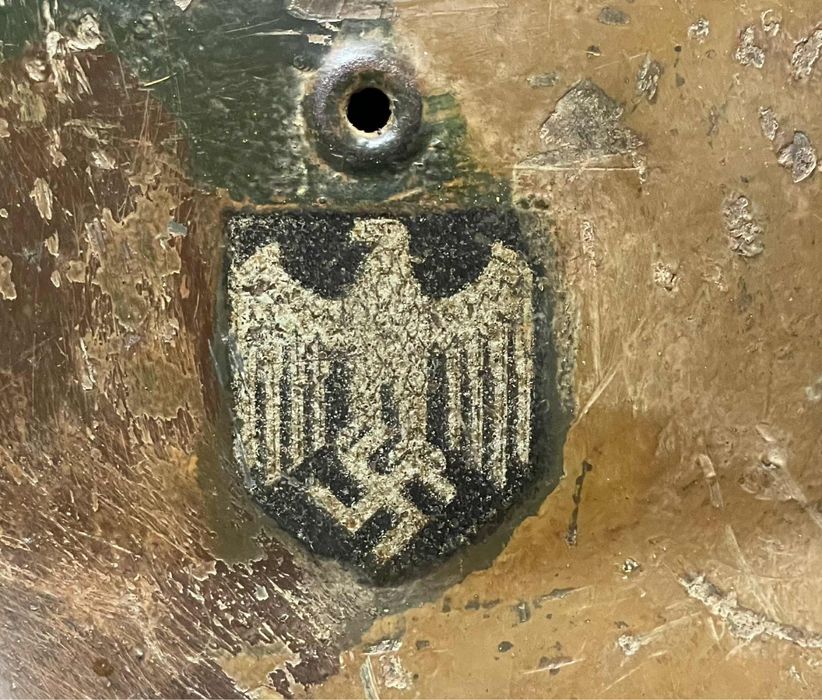 Hełm niemiecki M40 Wehrmacht w kamuflażu