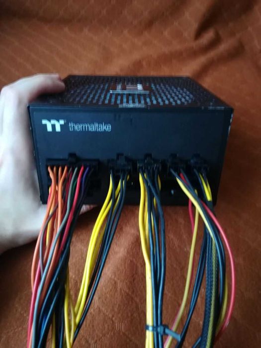 Блок живлення до пк Thermaltake Toughpower gf argb 650 850 6+2 8 пін