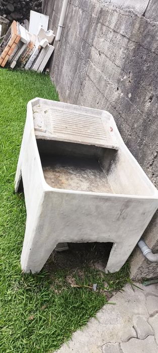 Tanque lavar roupa pedra