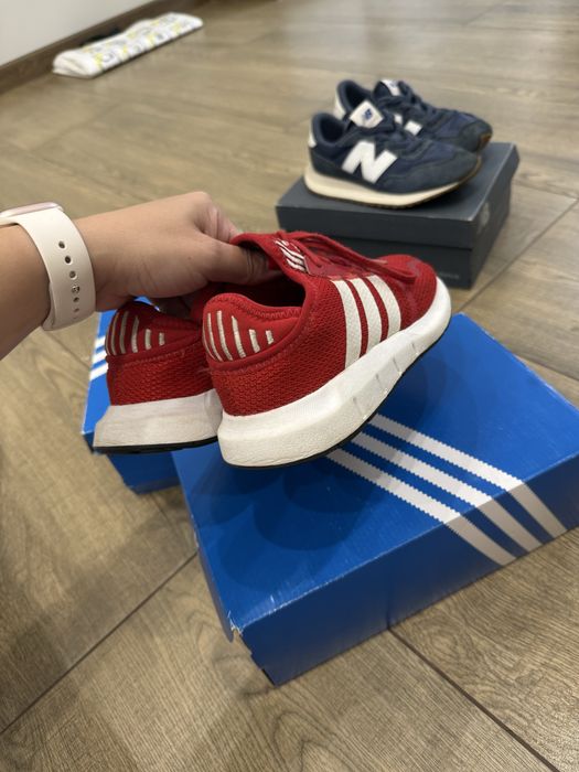 Дитячі кросівки adidas 31-32