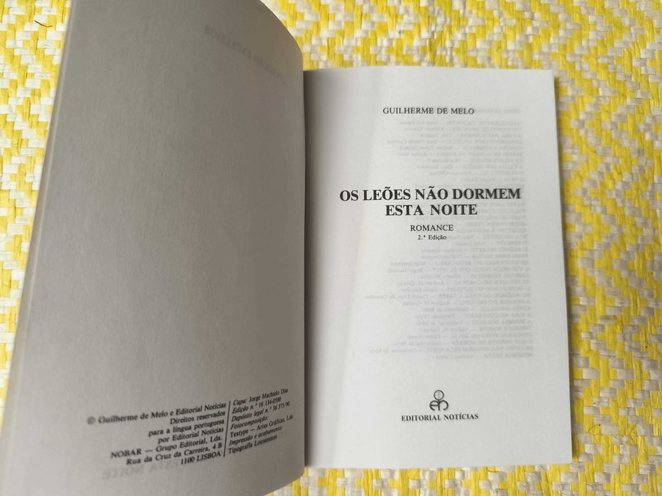 Os Leóes não dormem esta noite – 
Guilherme de Melo