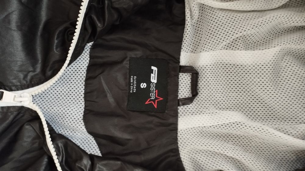 3 Kurtki chłopiec rozmiar S 126cm Marki Columbia 4F