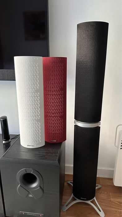 Colunas Pioneer 130w (design)