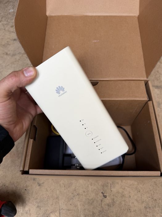 Modem router LTE Huawei b618s-22d