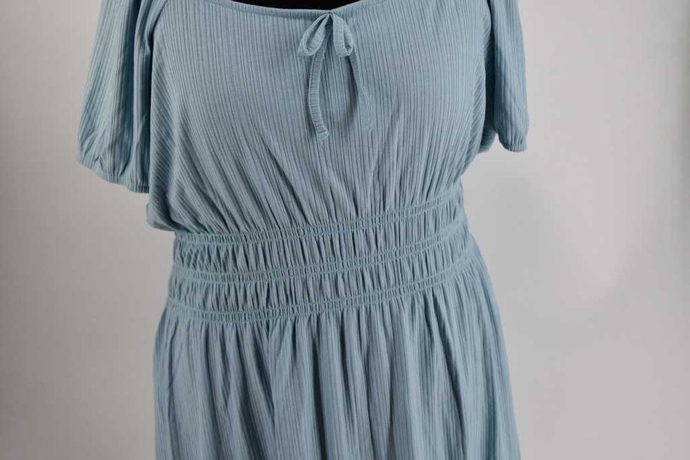 Elastyczna sukienka rozkloszowana Violeta Mango 4XL 54
