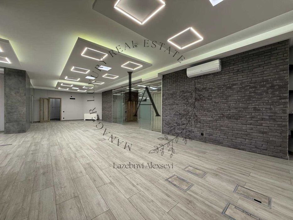 БЦ Олімпійський.Сучасний офіс 186м.Open Space+2каб.Печерськ.Центр.БЕЗ%