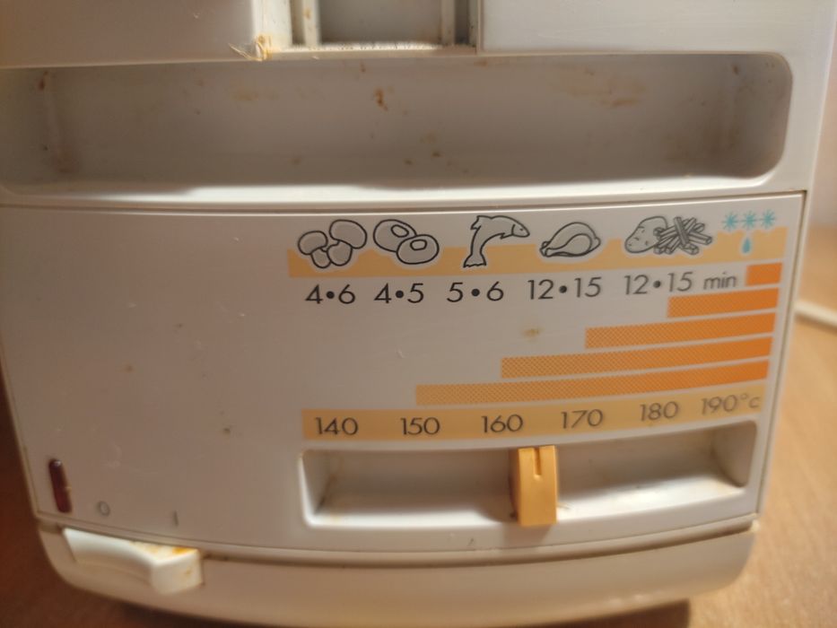 Фритюрниця Moulinex на 2 л.